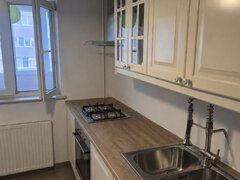 Crangasi Vanzare apartament cu 3 camere 5 minte metrou Crangasi